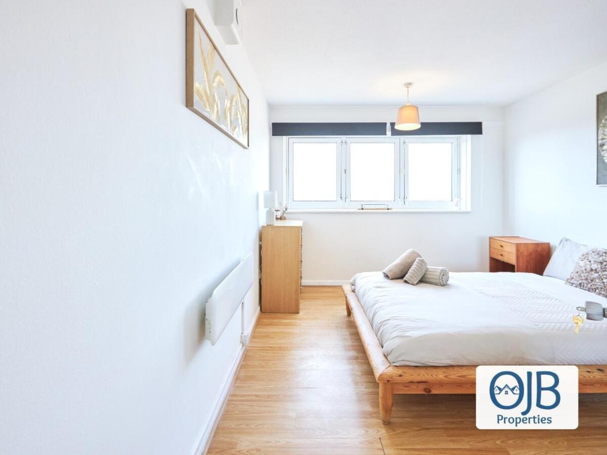National Indoor Arena Apartment *